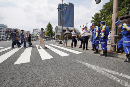 【速報】東京都千代田区で5歳とみられる子供がパトカーに撥ねられ、意識不明の重体