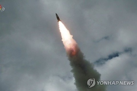 【ミサイル】北のミサイル発射、共同通信は7時24分に発表　韓国国防部は7時36分に発表